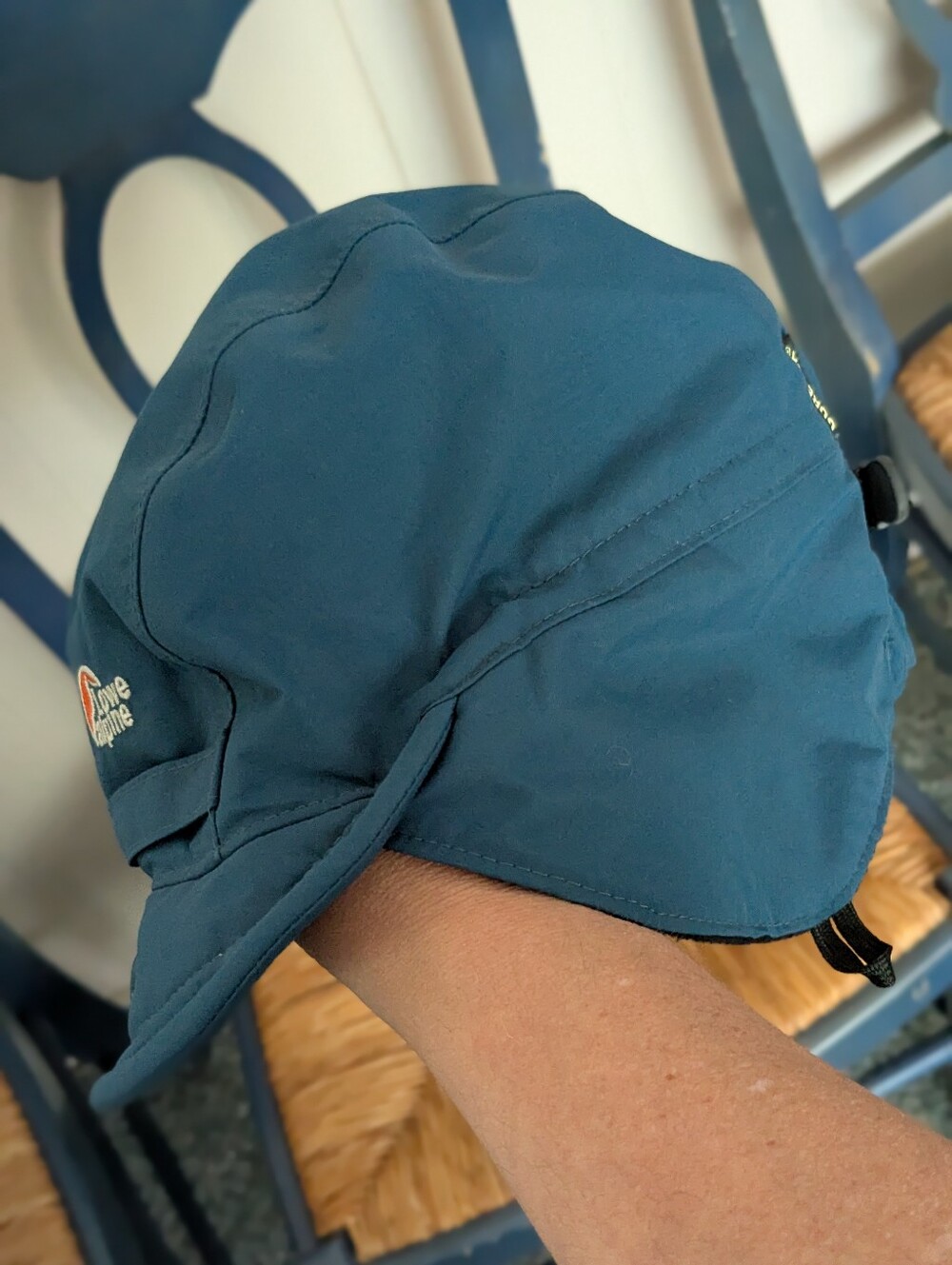 LOWE ALPINE Gortex Hat w/Ear Flaps, Dark Teal, Unisex, Sz M, EUC!!